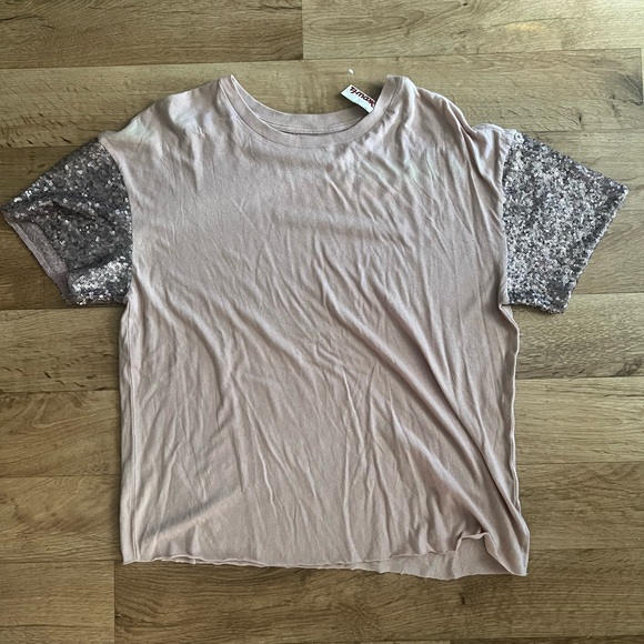 American Eagle pink sequin tee - Picture 1 of 4